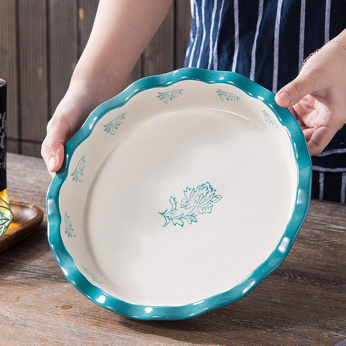 Wisenvoy Ceramic Pie Pan - Non-Stick Deep Blue Porcelain Dish for Perfect Baking | 9-Inch Size