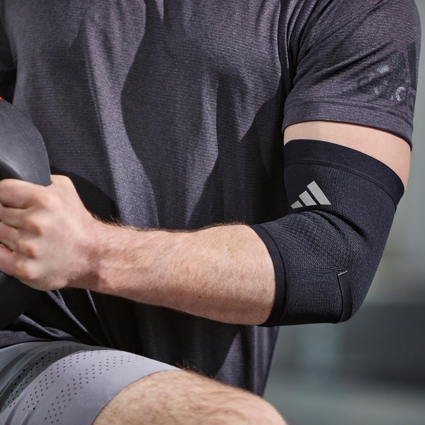 adidas Performance Climacool Elbow Support Sleeve - Elbow Support for Training, Competitions, and General Fitness - Ergonomic Design, Silicone Grip, Breathable Seamless Design - Black, Medium