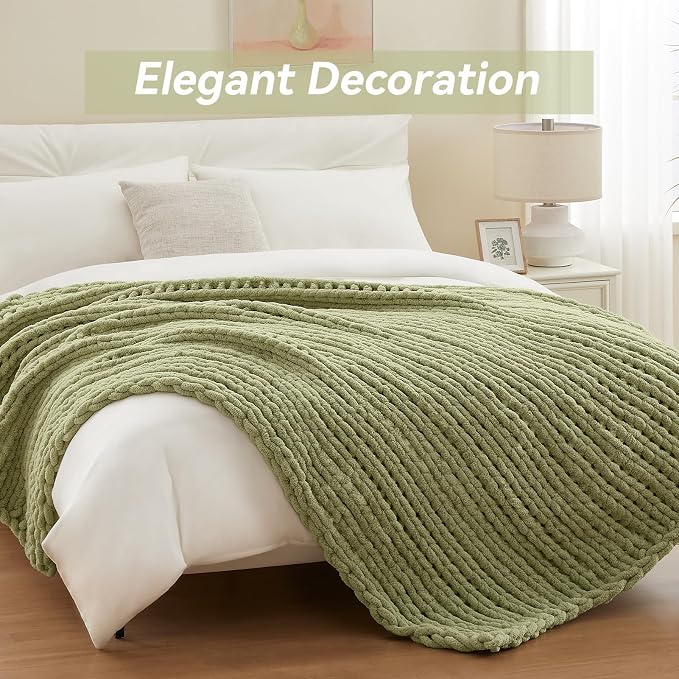 Negwoo Chunky Knit Throw Blanket, 30''*40'' Knitted Throw Chenille Yarn for Bed Couch, Handmade Light Green Crochet Big Thick Blanket, Machine Washable Cute Comfy Blanket for Home Decor