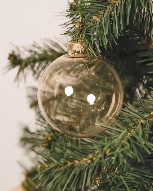 DN DECONATION Glass Christmas Ornaments - Set of 9 Champagne Baubles for Tree Decoration | 3.15” Size