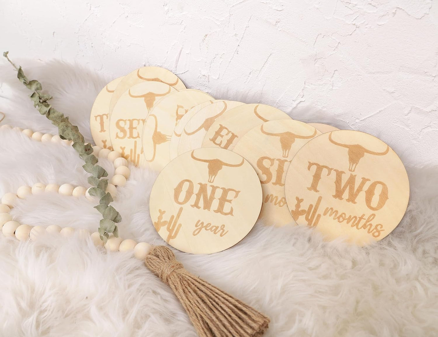LINLULU Set, Wooden Western Baby Monthly Milestone Cards - Cow Monthly Milestone Marker Newborn Photography Props