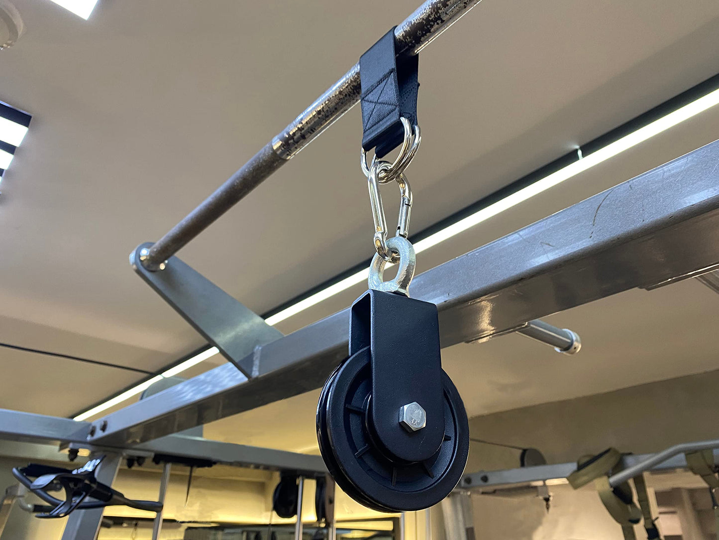PANTIK 90mm Gym Pulley System Pulley Wheel with 2 Hanging Strap Carabiner, Fitness Swivel Pulley Wheel for DIY Home LAT Pulldown and Lift Cable Machine