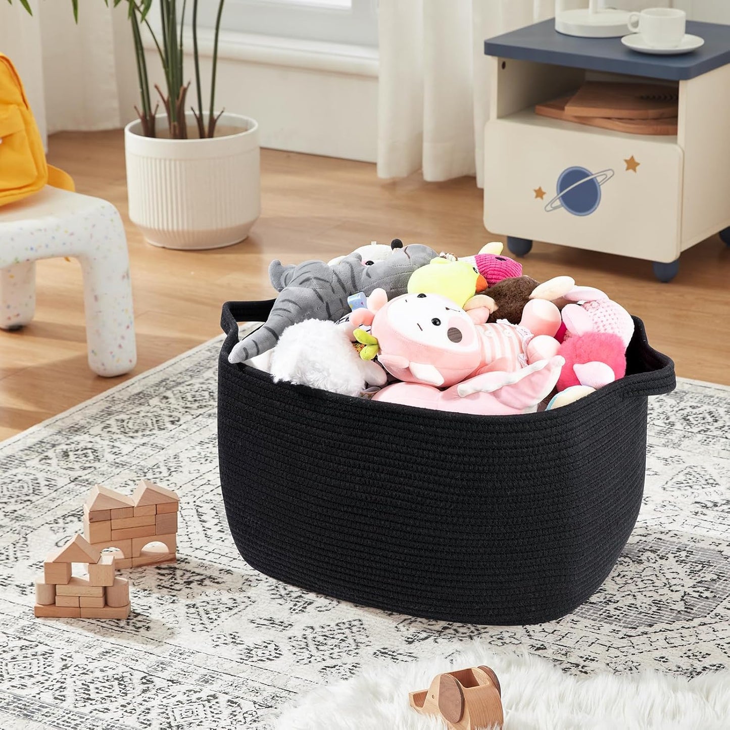 OIASKET Large Black Blanket Basket - Stylish Woven Storage for Toys, Towels & Laundry
