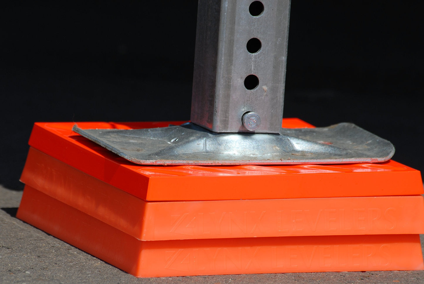 LynxCap 4 Pack Leveling Tops