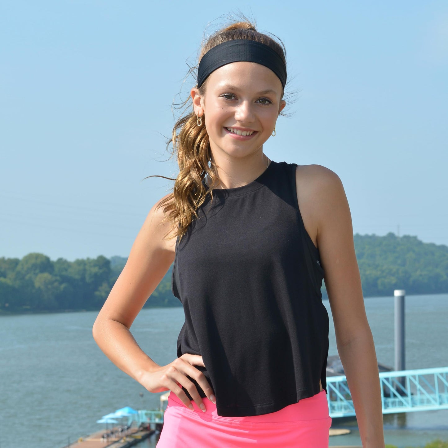 FROG SAC Sport Headbands for Girls, Adjustable No Slip Sweat Wicking Athletic Hair Bands for Women, Stretch Elastic Workout Headband with Velvet Grip for Yoga Running Exercise Gym (Black)