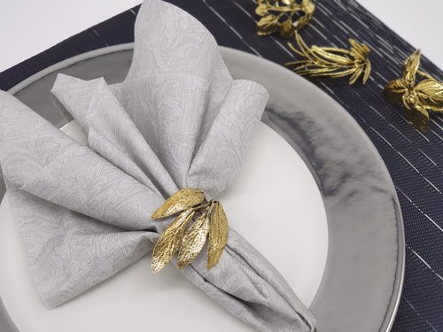 Herb Napkin Rings - Vintage Leaf Napkin Ring Set of 8 for Every Occasion - Ideal for Thanksgiving Christmas Wedding Fall Party Celebrations