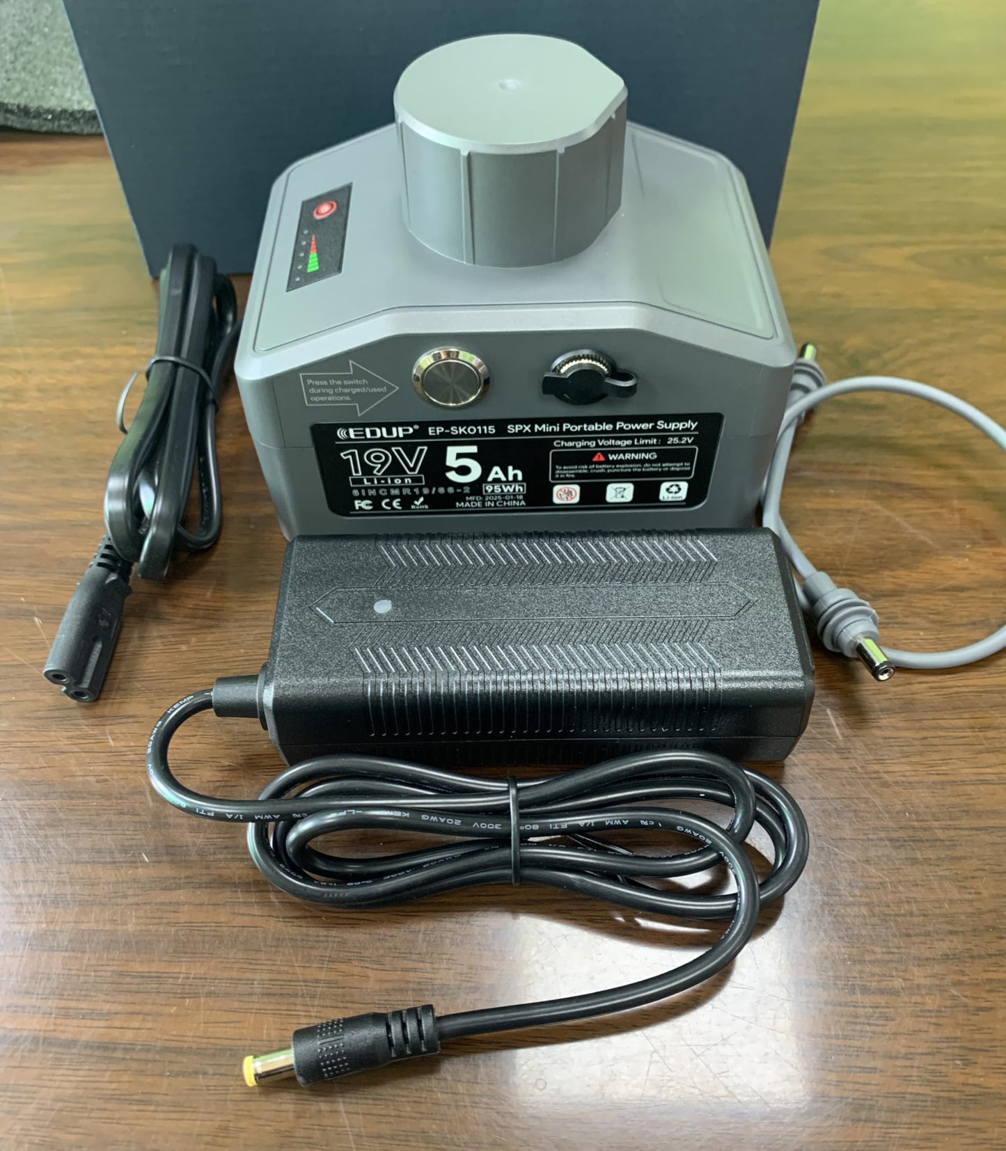 Starlink Mini Battery Pack, 95Wh/19V/5Ah Output, Up to 5 Hours Runtime, IP65 Waterproof, Weatherproof, DC 25.2V/3A Adapter, Starlink Mini X Battery Power Bank for Outdoor Camping, Easy to Install