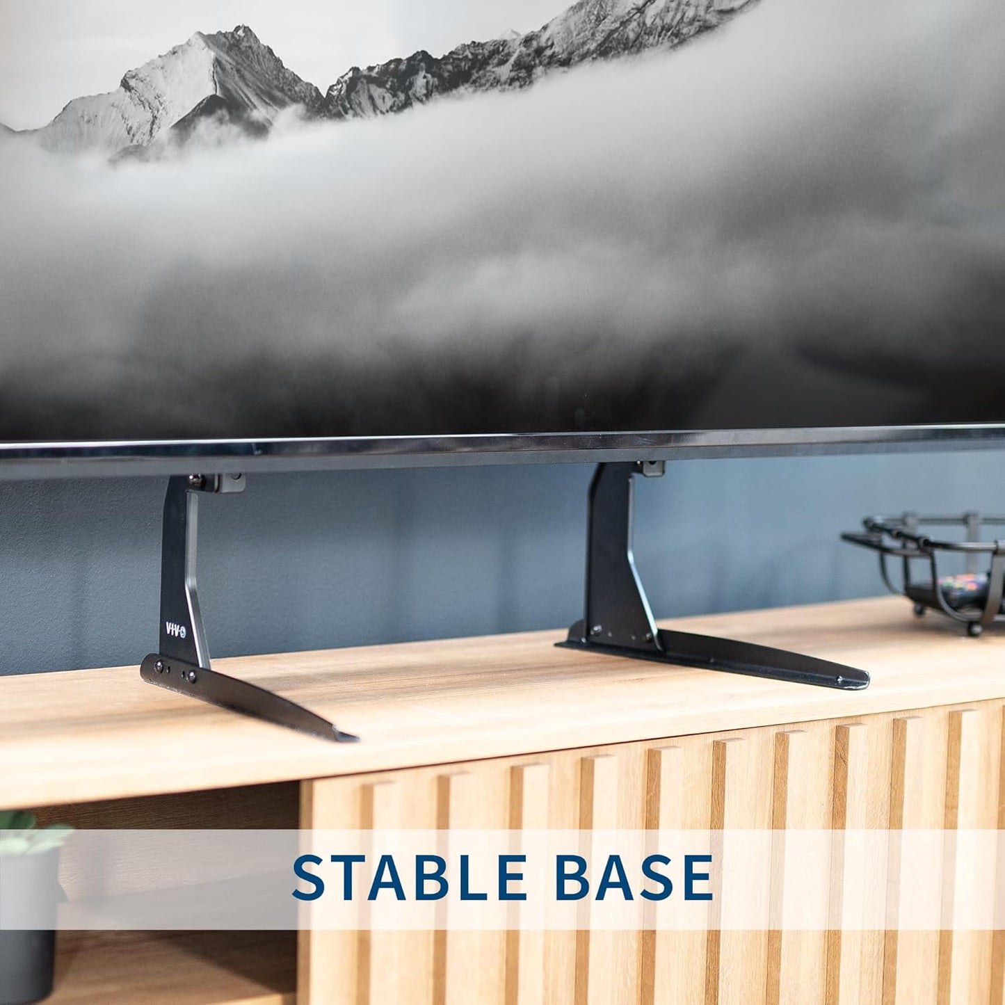 VIVO 22 65 inch STAND-TV00Y Universal Tabletop TV Base Stand for to LCD Flat Screens, Pedestal Replacement Legs VESA