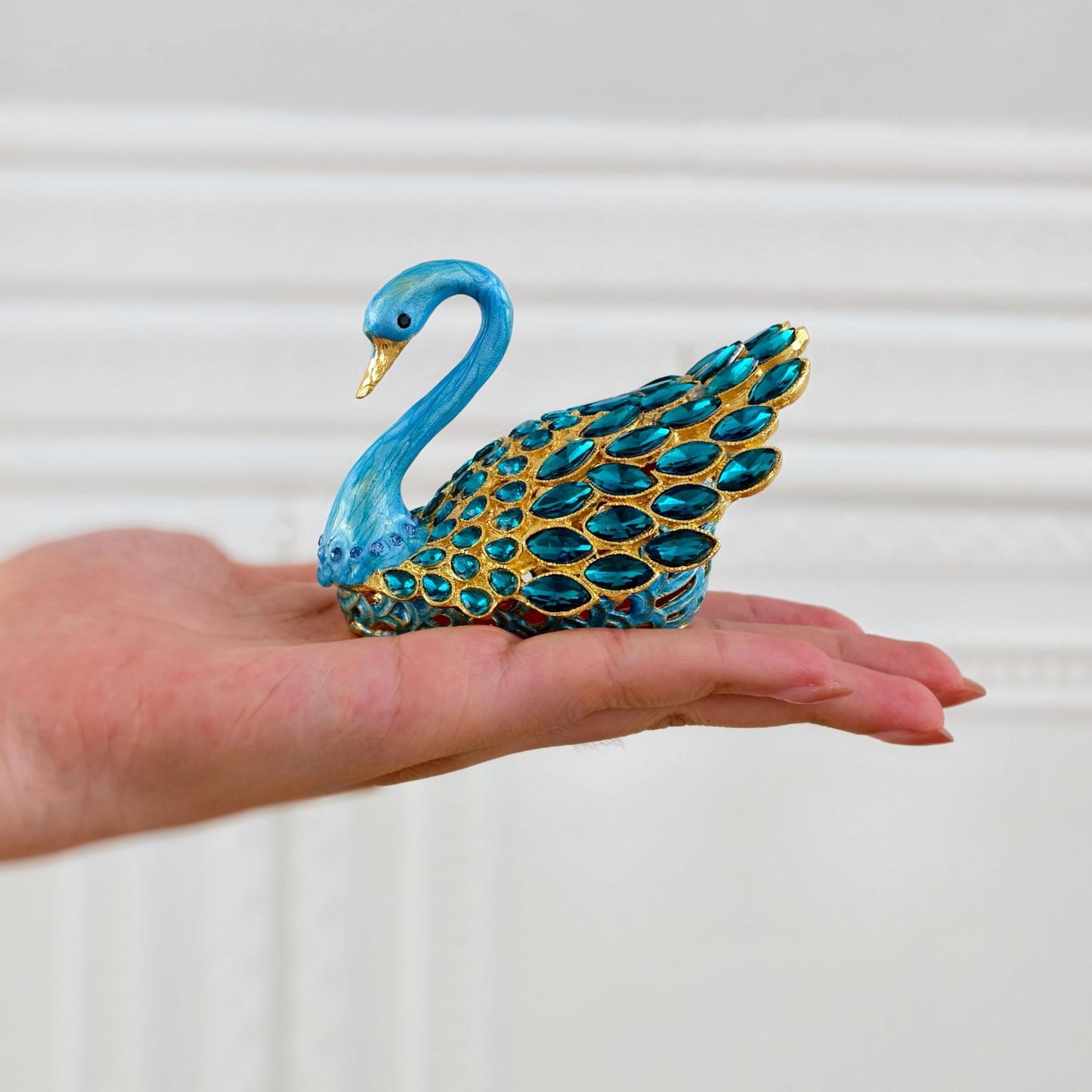 SEVENBEES 3.7-inch Blue Swan Figurine Jewelry Trinket Box, Enamel Hand-painted Swan Box with Gems, Hinged Jewelry Boxes - Ring Holder, Organizer, Home Decor, Wedding Favor Gift