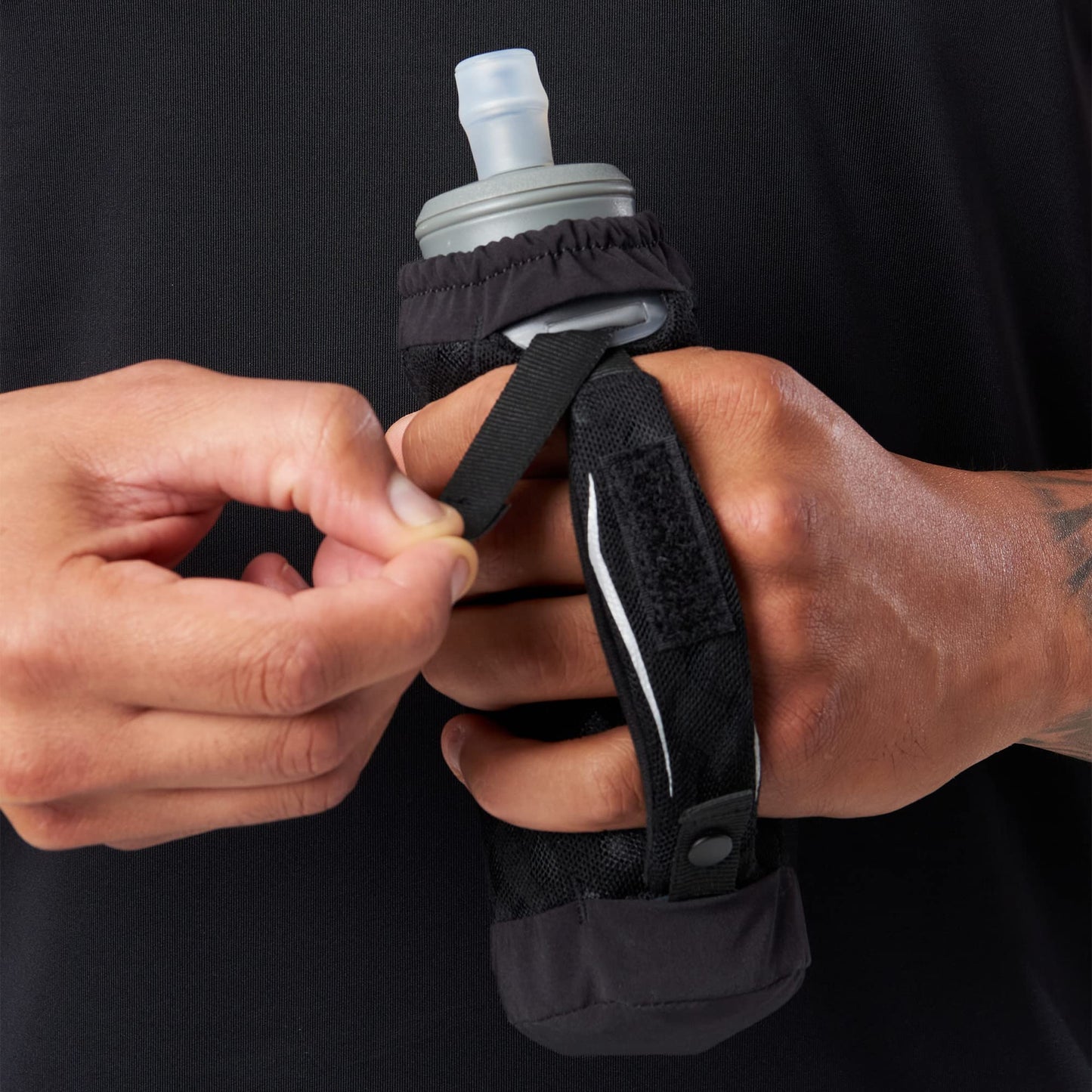 Nathan ExoDraw & ExoShot 2.0, Handheld Running Water Bottle for Marathons, Hiking, Ultra Running & Outdoor Activity