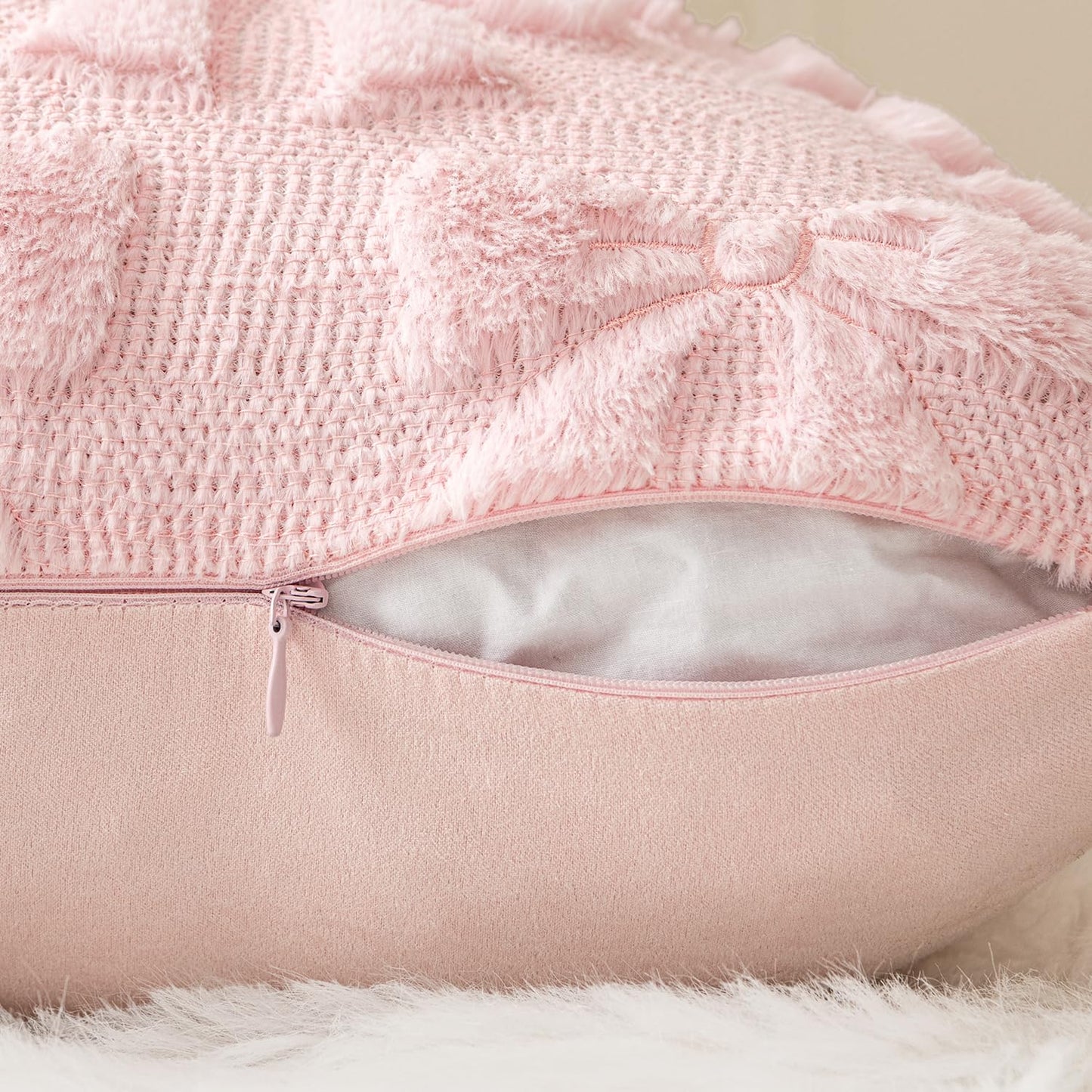 MIULEE Light Pink Bow Pillow Covers Coquette Room Decor Aesthetic Set of 2 Spring Decorative Cute Girl Soft Plush Faux Pillowcase for Preppy Room Decor Bedroom Couch,20x20 Inch