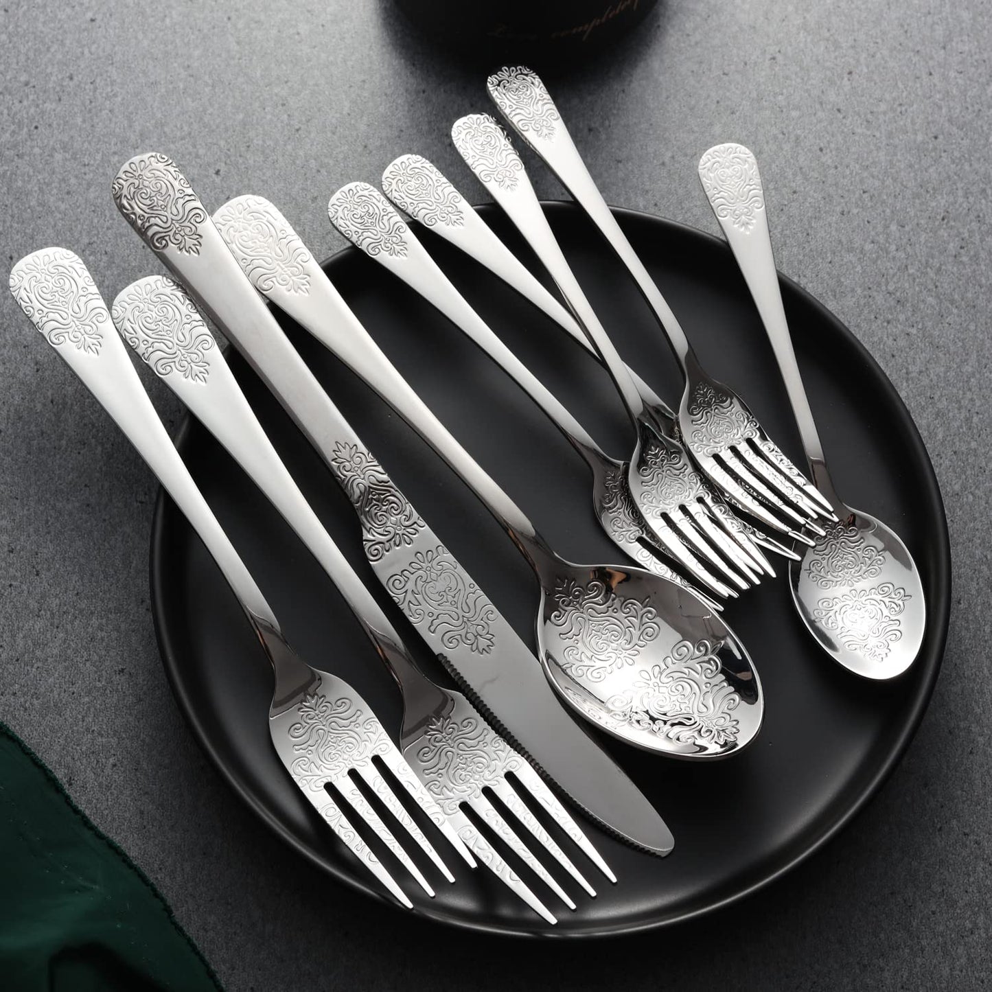 Silverware Set 40 Pieces Stainless Steel Flatware Cutlery Set Service for 8 Kitchen Utensil Tableware Sets Include Knives Forks Spoons for Kitchen Home Restaurant