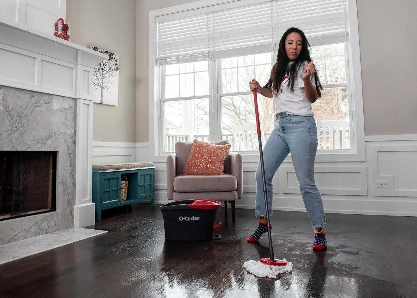 O-Cedar EasyWring Microfiber Spin Mop - Efficient Floor Cleaning System with 2 Extra Refills | Red/Gray