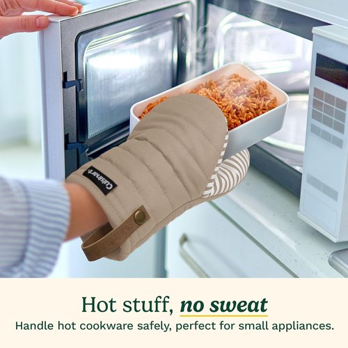 Cuisinart Mini Oven Mitts - Heat-Resistant 5.5” x 8” Kitchen Mitts with Non-Slip Silicone & Cotton Filling