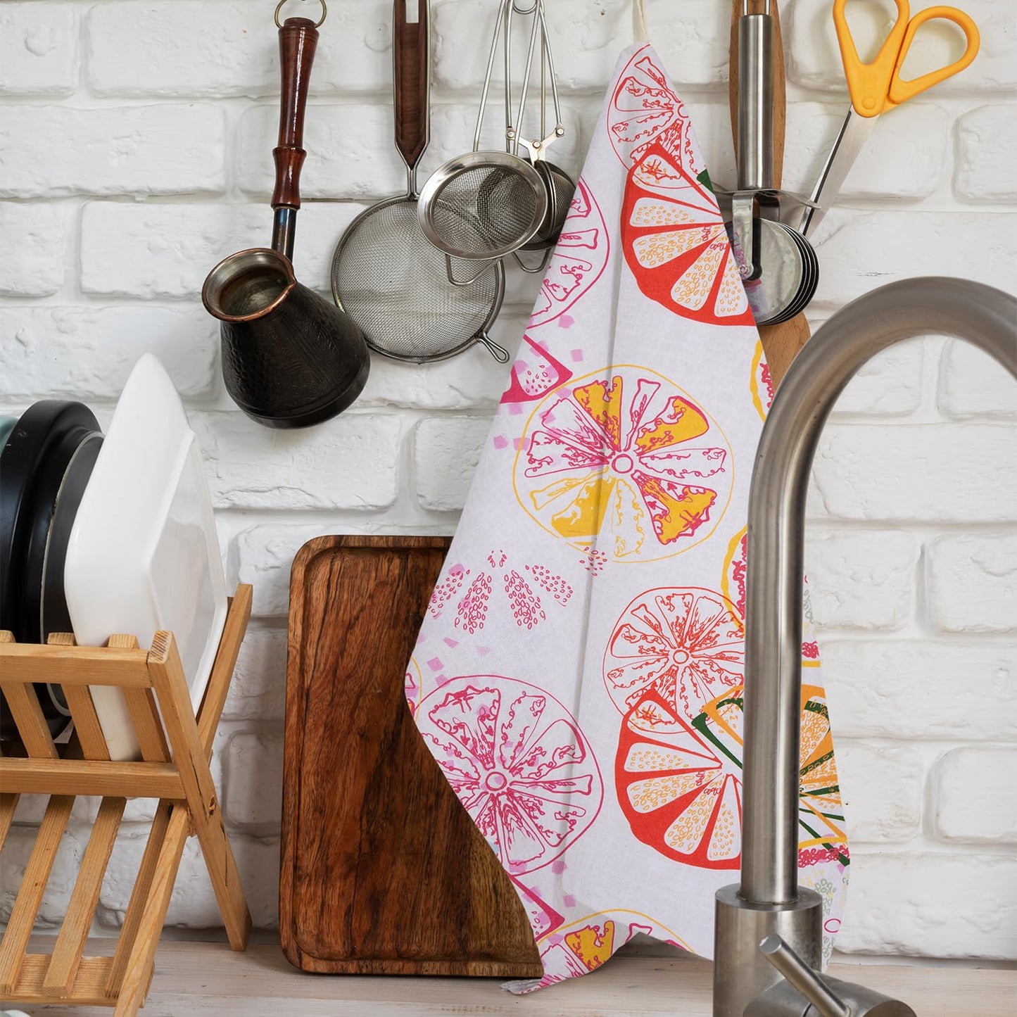 IXORA DECOR 100% Cotton Kitchen Towels Set of 4 | 2 Solid Dyed Waffle Weave Dishcloths & Citrus Digital Kitchen & Table Linen Cloth | Super Absorbent Napkins | 50 x 70 Inches - Pastels