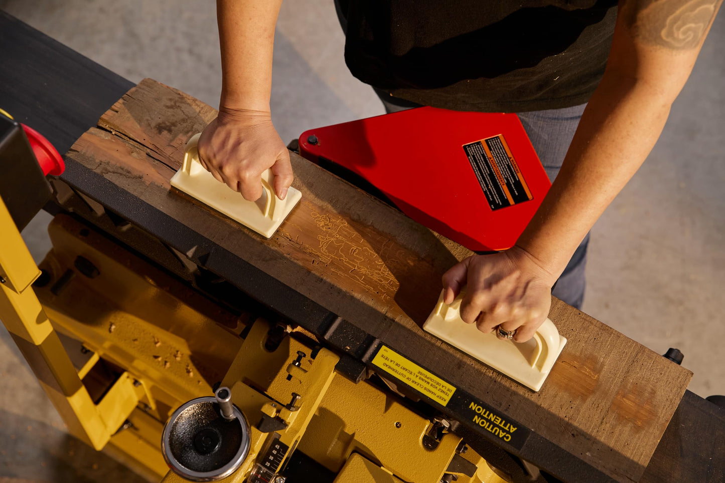 Powermatic ArmorGlide 8-Inch Parallelogram Jointer, Helical, 2 HP, 230V 1Ph (PJ-882HHT)