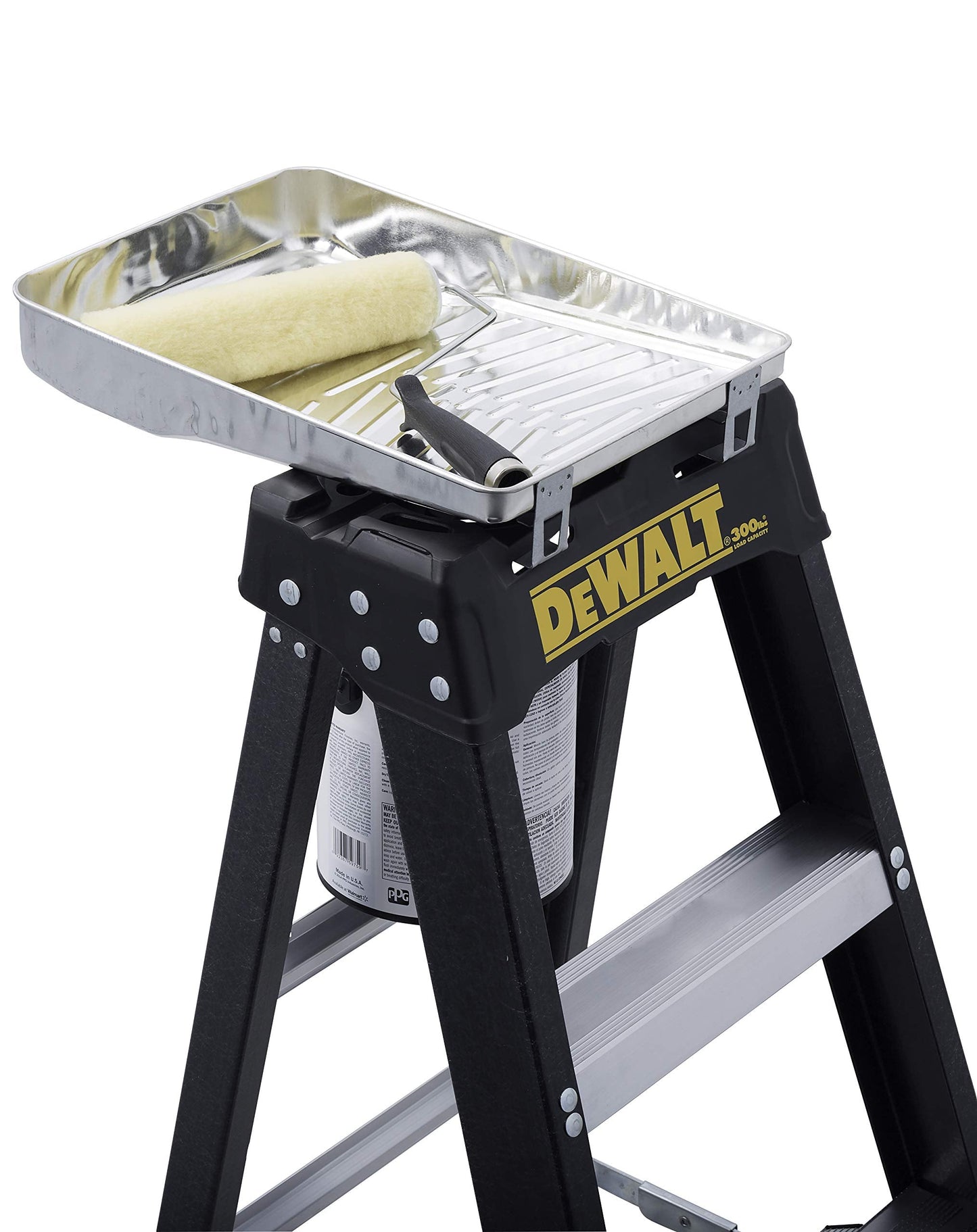 DeWalt Type IA 300lb Rated FG Stepladder 4' DXL3010-04