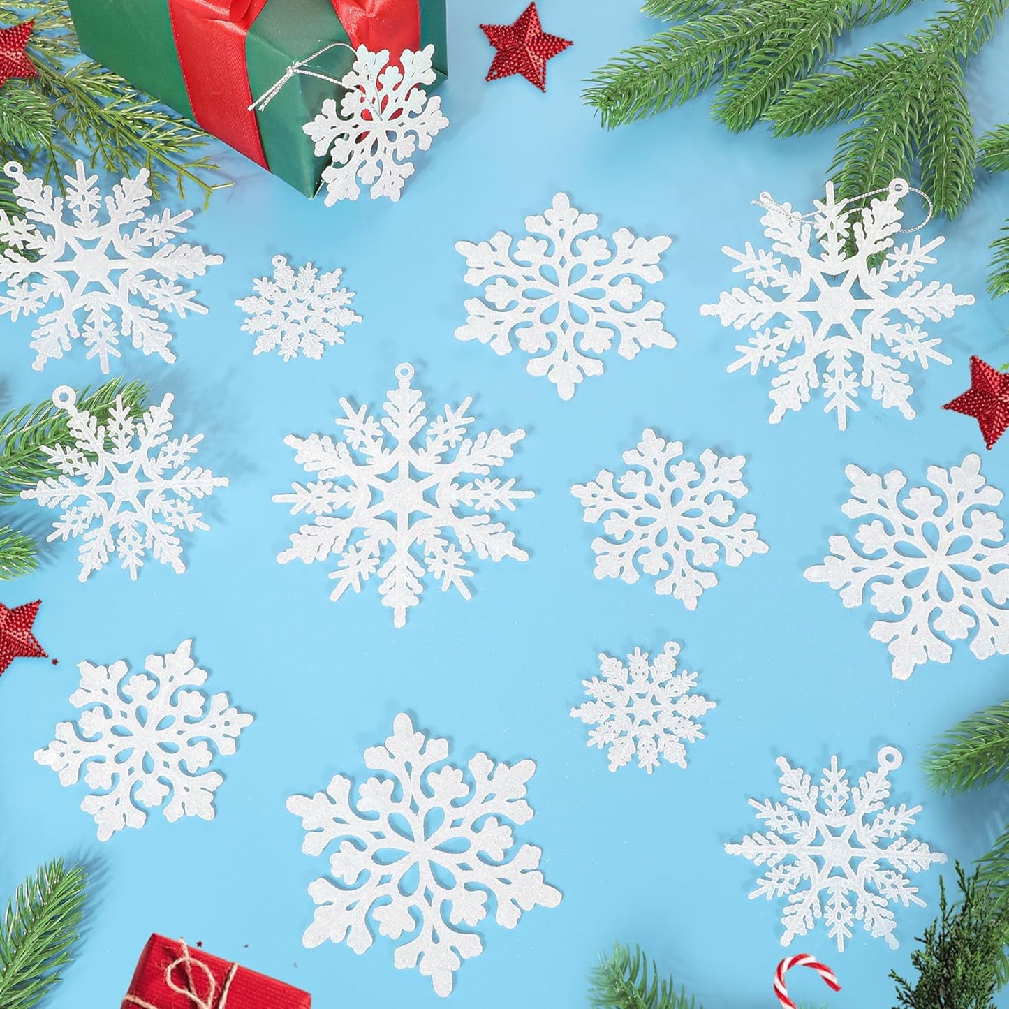 Skiennix 24PCS Snowflake Ornaments - Glittering White Plastic Tree Decorations for Winter Wonderland Decor