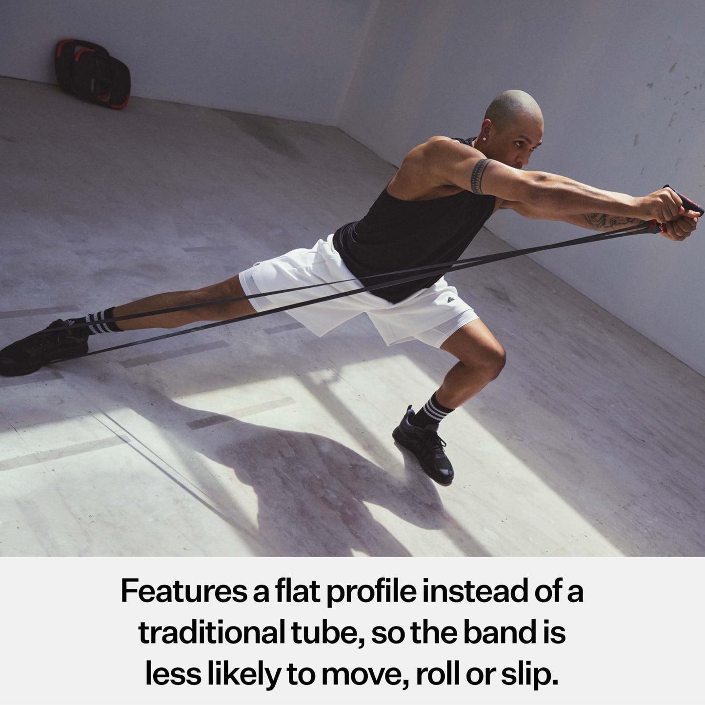 Les Mills™ SMARTBAND™ Workout Resistance Band with Handles, Home Gym Workout Equipment, Elastic Stretch