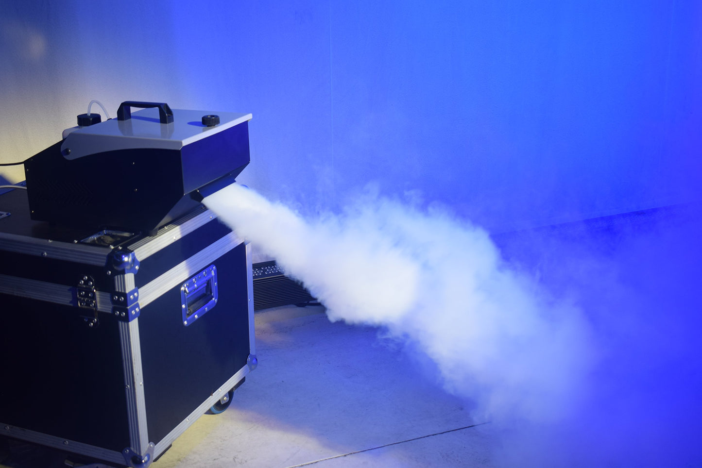 ADJ Products MISTER-KOOL-II Grave Yard Low Lying Water Based Fog Machine