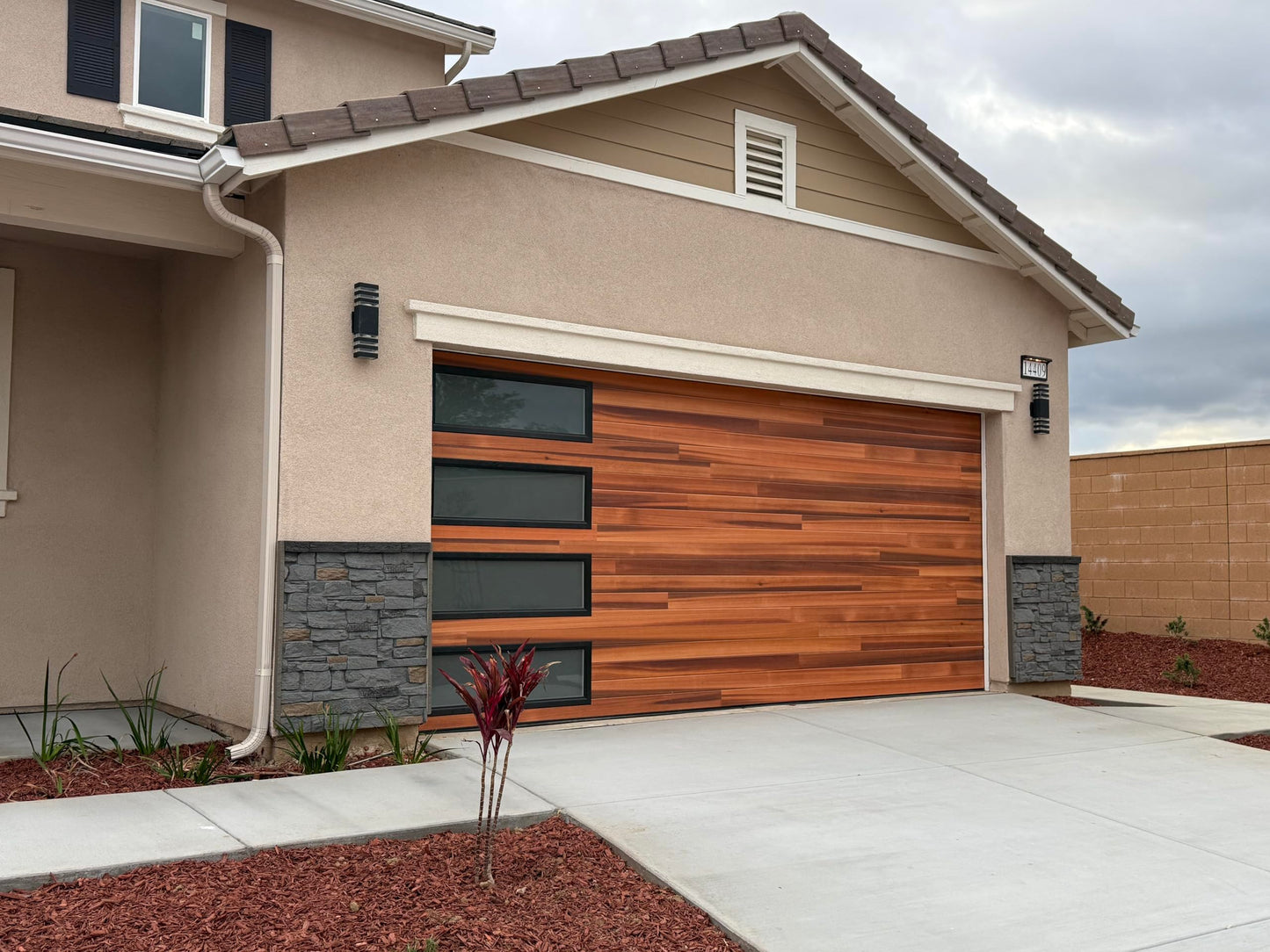 Wallwell 6-Pack Faux Stone Wall Panels (22.5 Sq Ft) PU Stone Veneer Siding, Mortarless 46.25x12.88 Inch Stacked Stone Accent Wall Interior Exterior, DIY Home Improvement,Cedar Gray