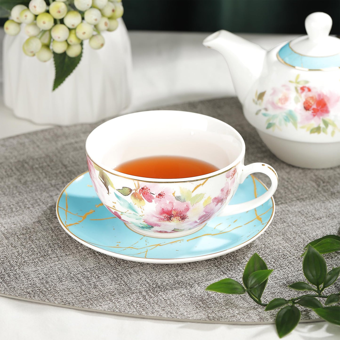 fanquare Pink Floral Teapot, Tea Cup and Saucer Set with Gold Trim, Porcelain Tea for One Tea Set for Gift, Blue