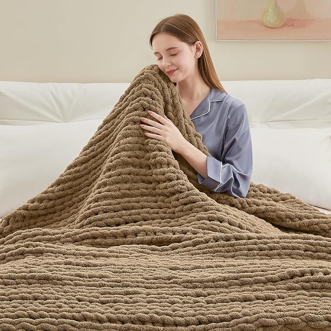 Negwoo Chunky Knit Throw Blanket, 80''*90'' Knitted Throw Chenille Yarn for Bed Couch, Handmade Light Brown Crochet Big Thick Blanket, Machine Washable Cute Comfy Blanket for Home Decor