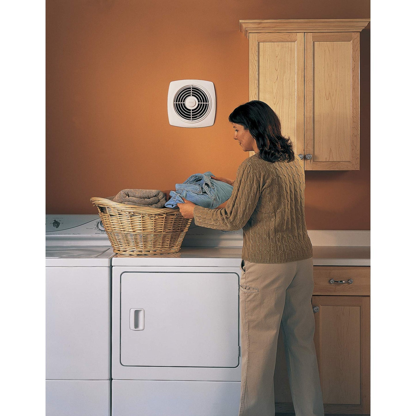 Broan-NuTone 509S Through-the-Wall Ventilation Fan, White Cover, On/Off Switch, 200 CFM, 8.5 Sones, 8"
