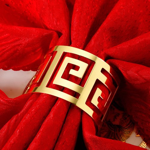 200 Pcs Gold Napkin Rings Hollow Out Napkin Rings Holder Set Metal Serviette Buckle Bulk for Dinner Table Decoration Christmas Holiday Wedding Party Birthday Banquet Gathering