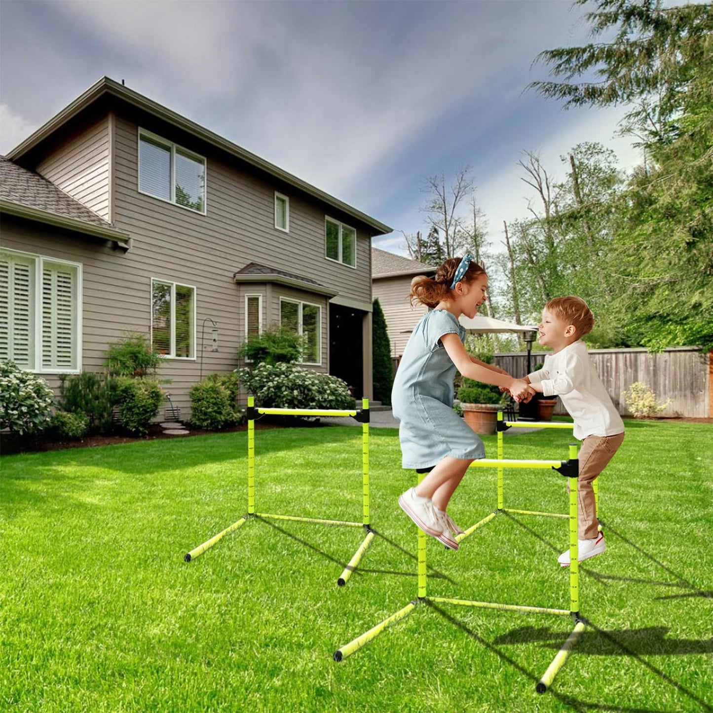 3PC Adjustable Hurdles with 3 Carring Bags, Detachable Agility Training Equipment with Scale, Football Practice Hurdle, Indoor & Outdoor Jumping Speed Hurdles for Athletes, Soccer, Basketball
