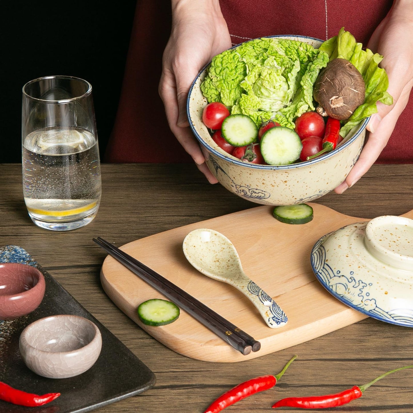 Niturceal Ceramic Ramen Bowl Set of 2, Ramen Noodle Bowl with Lid 27oz Japanese Retro Style Soup, Pho, Udon Bowls, Matching Spoons and Chopsticks for Microwave & Dishwasher Safe, Fish