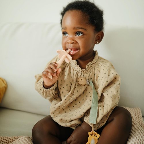 Mushie Linen Baby Pacifier Clip Holder - Soft Fabric Strap, 2-Pack in Olive & Shifting Sand