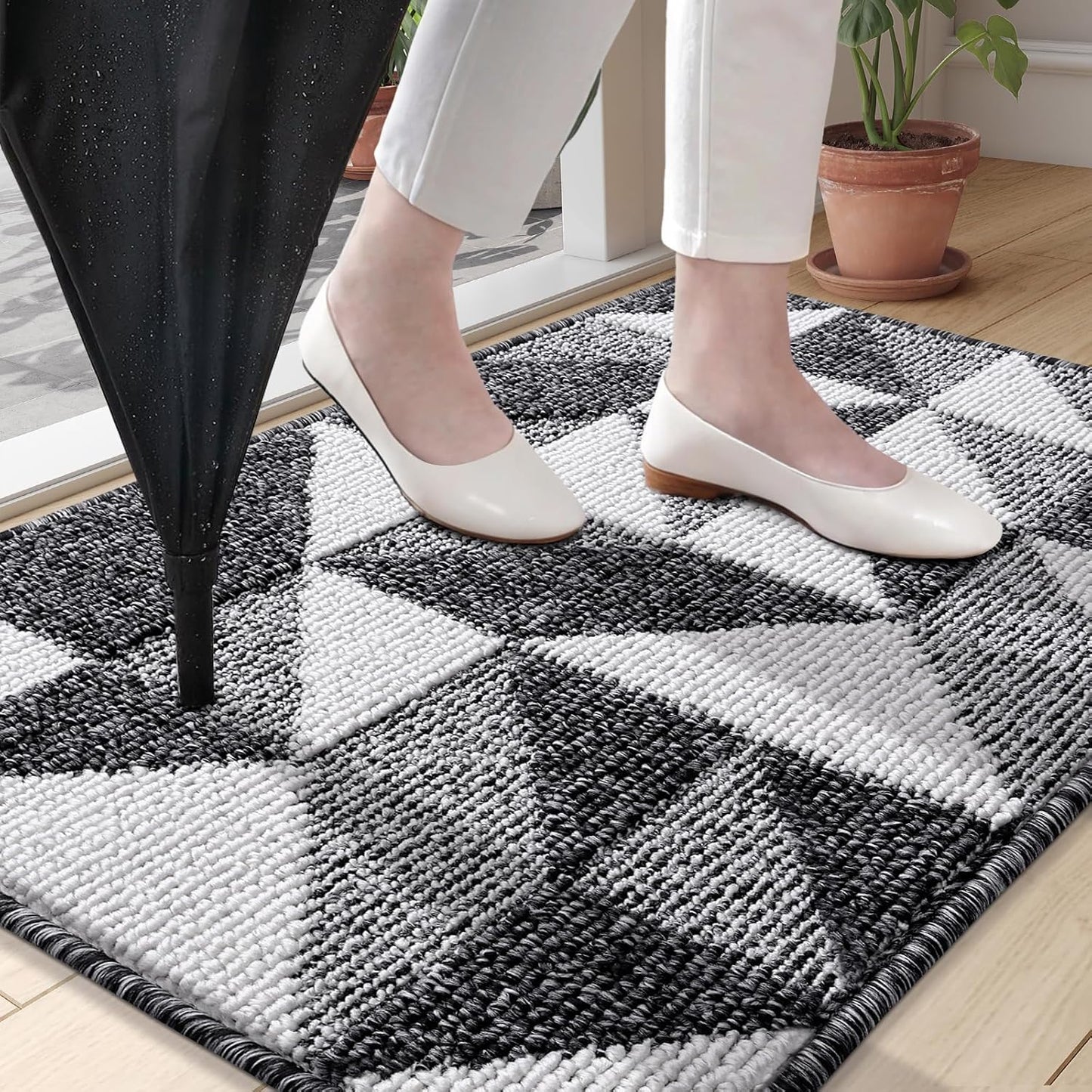 OLANLY Indoor/Outdoor Door Mat Set - Black Geometric Design (29.5x17 in & 32x20 in)