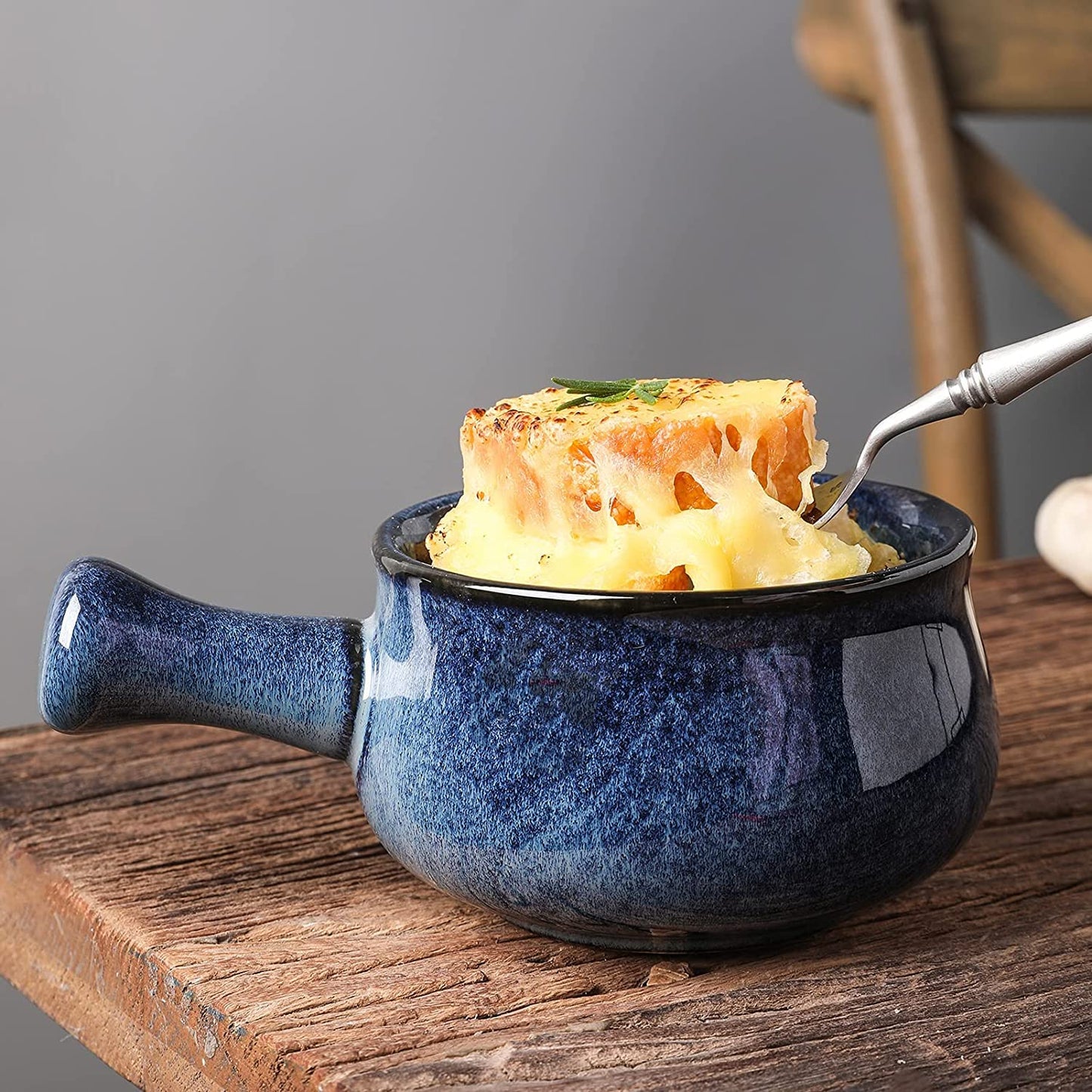 vicrays French Onion Soup Bowls With Handles, 26 Ounce for Soup, Chili, Beef Stew, Chip Resistant, Dishwasher Microwave Safe, Set of 4 (Blue)