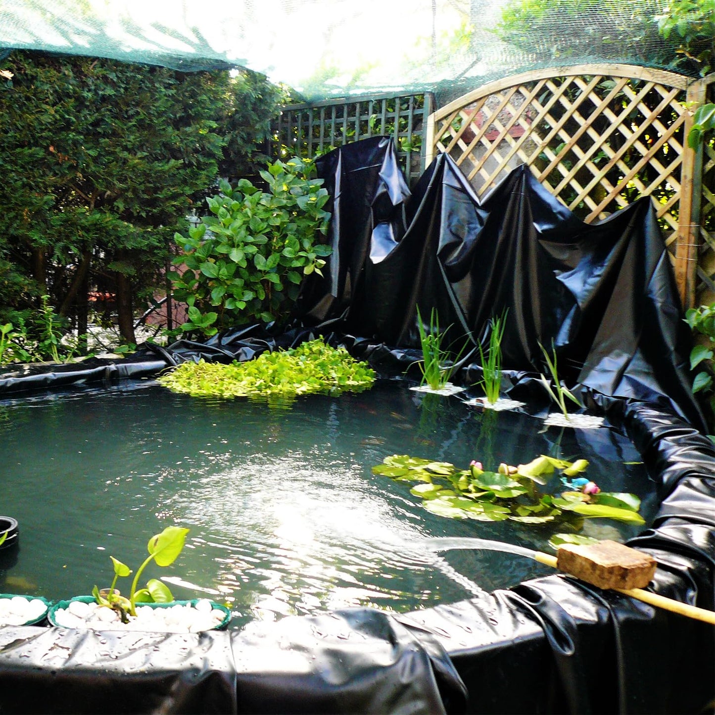 Garvee 15X25FT 45 Mil EPDM Pond Liner - Durable Fish-Safe Rubber Liner for Outdoor Ponds, Waterfalls, Koi Ponds and Landscaping, Puncture Resistant, UV Proof, Flexible Heavy-Duty Water Barrier