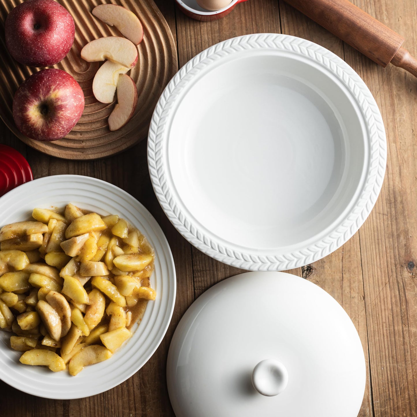 Cormomu Deep Dish Pie Pan with Lid, 11 inch Ceramic Pie Dish, Round Baking Dish for Apple, Quiche, Pot Pies, Tart, etc, Microwave, Dishwasher, and Oven Safe