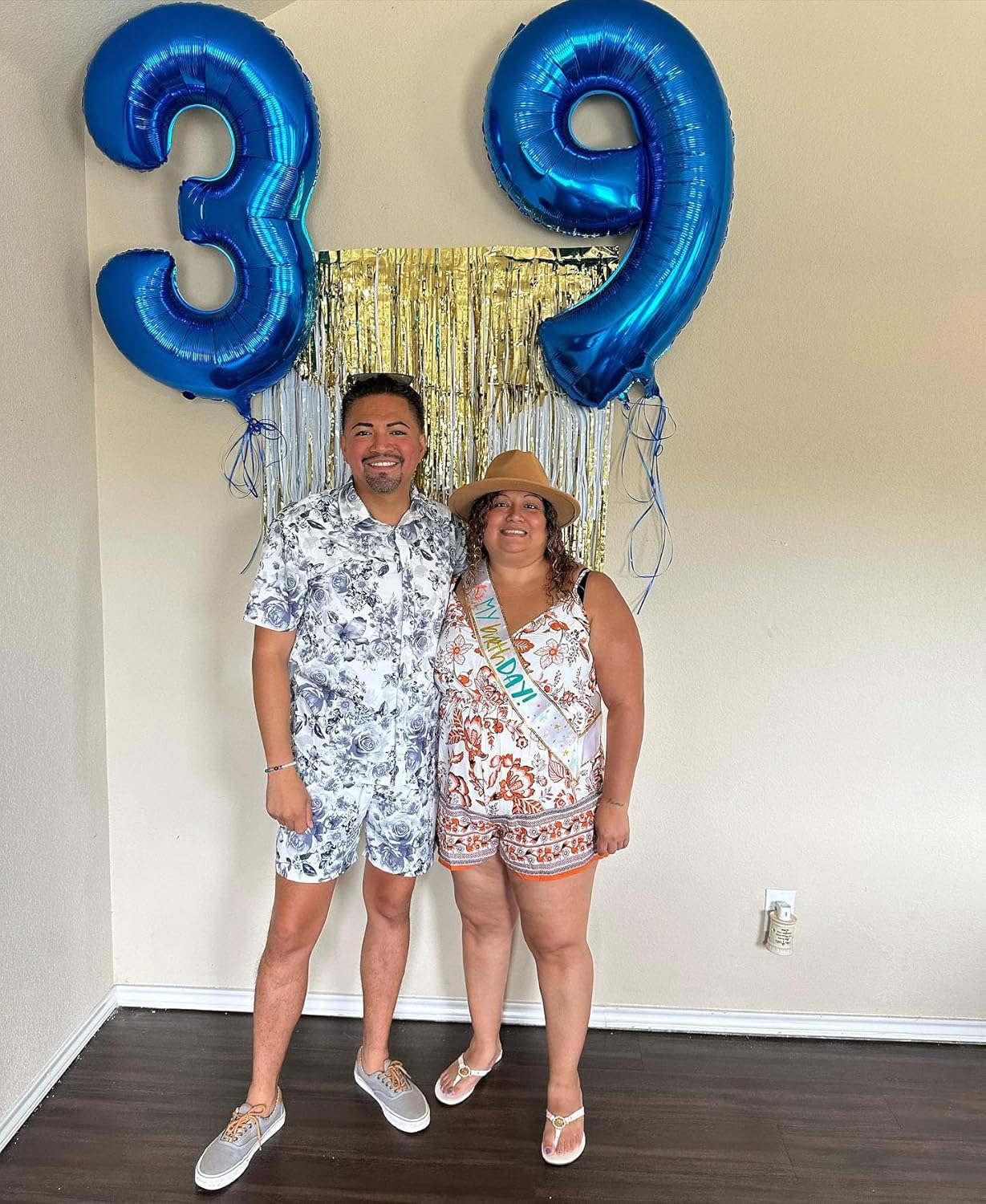 Number 9 Balloon by [Brand Name] - 40 Inch Navy Blue Giant Birthday Decoration for All Ages
