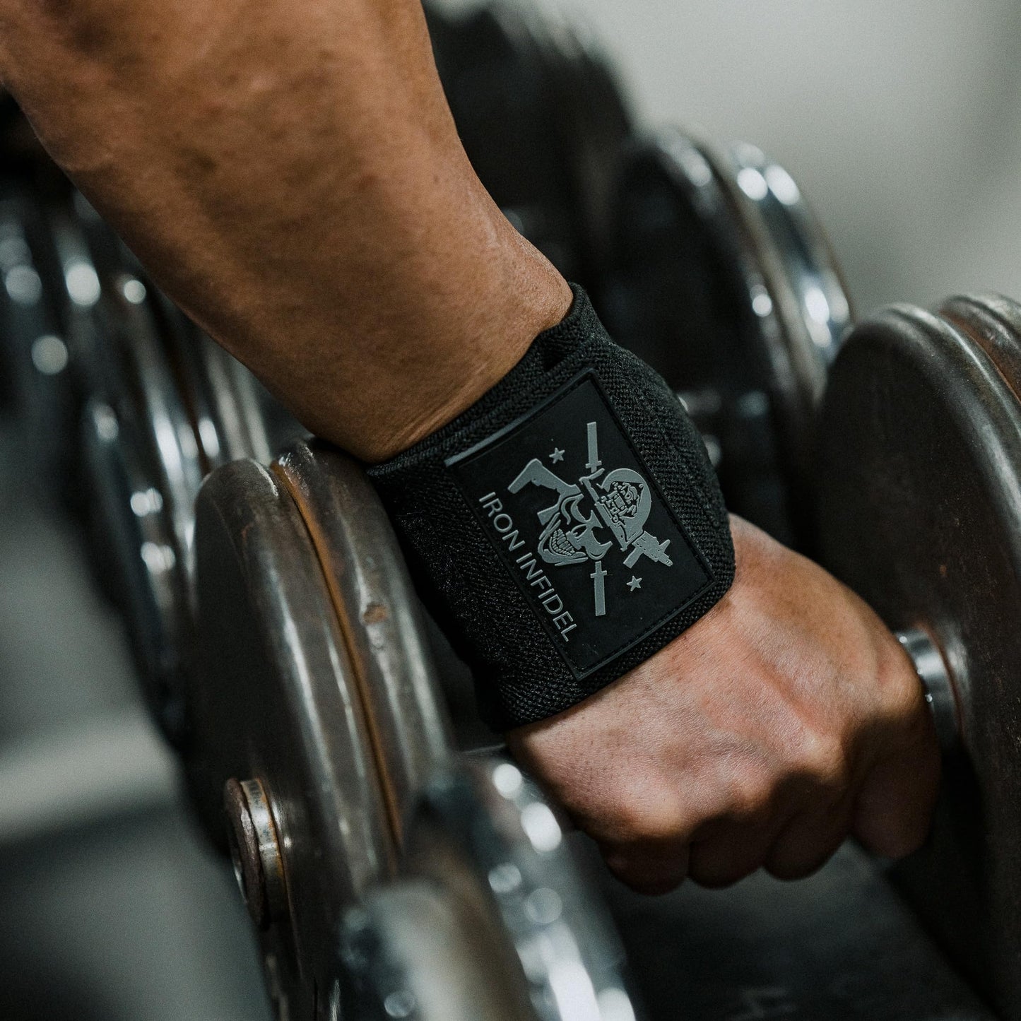 Wrist Wraps for Weightlifting - 18" Heavy Duty Support for Working Out, Gym Accessories for Men - Use for Lifting, Crossfit, Fitness, Exercise, Bench Press, Powerlifting (Black)