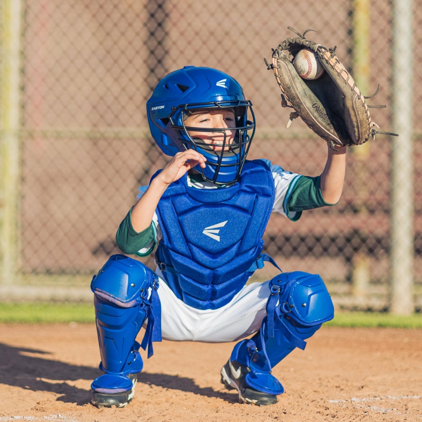 Easton | Black Magic 3.0 Youth Catcher's Set | Black | Medium (Ages 6-9)