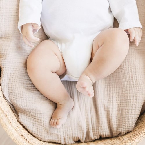 Konssy Muslin Swaddle Blankets - Soft & Breathable 2-Pack for Newborns | Large 47 x 47 Inches (Brown, Cream)