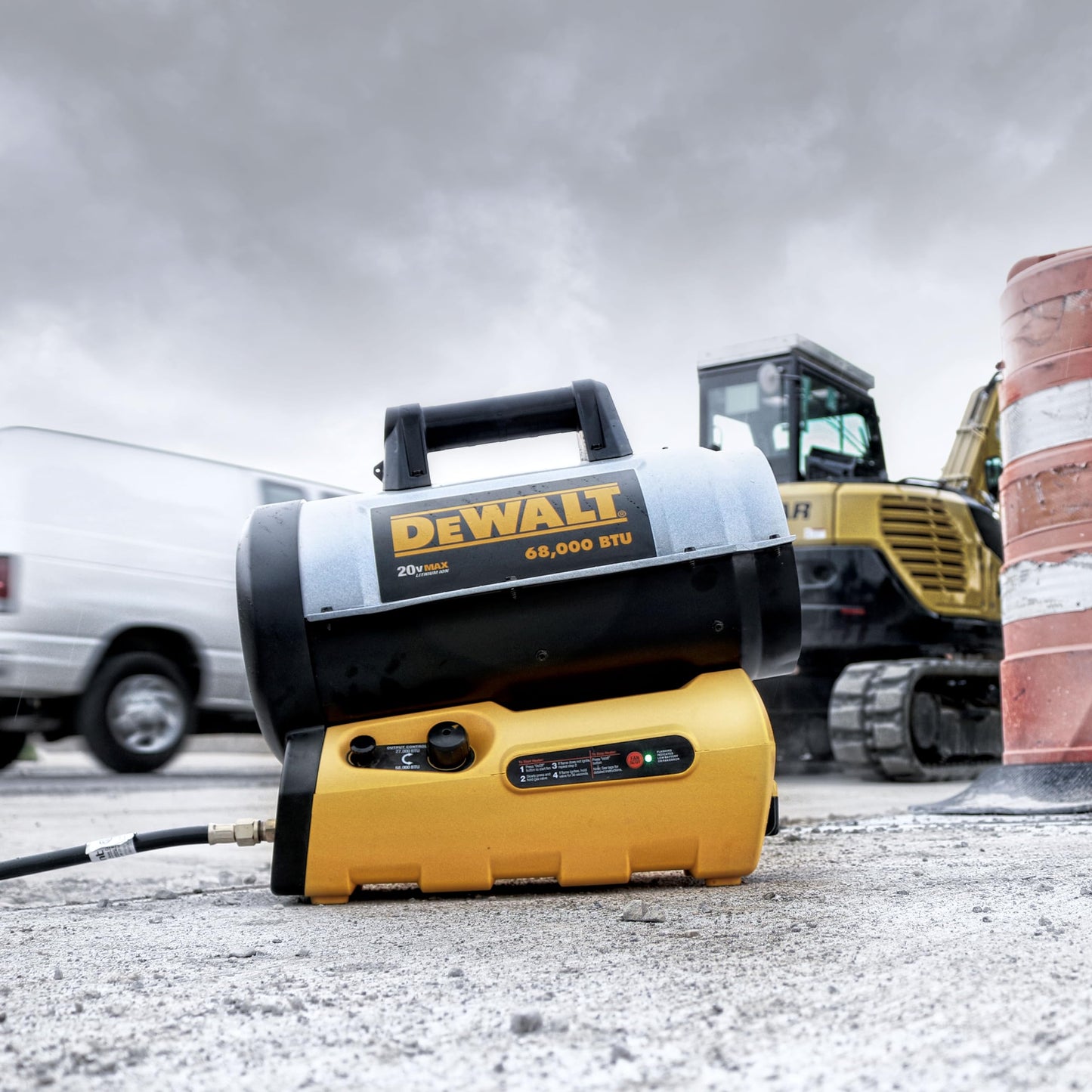 DEWALT 68000 BTU/H 1700 SQ FT Forced AIR Propane Heater