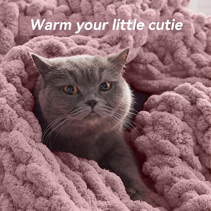 Negwoo Chunky Knit Throw Blanket, 40''*50'' Knitted Throw Chenille Yarn for Bed Couch, Handmade Muted Pink Crochet Big Thick Blanket, Machine Washable Cute Comfy Blanket for Home Decor
