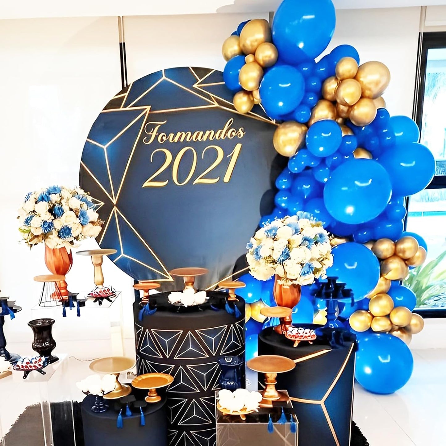 Voircoloria Royal Blue Balloon Garland Kit - 90 Pack in 5/10/12/18 Inch Sizes for Graduation, Weddings & Parties