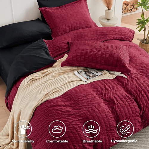 HYMOKEGE Queen Comforter Set - Luxury 7-Piece Bedding Set in Red & Black | All-Season Seersucker Design