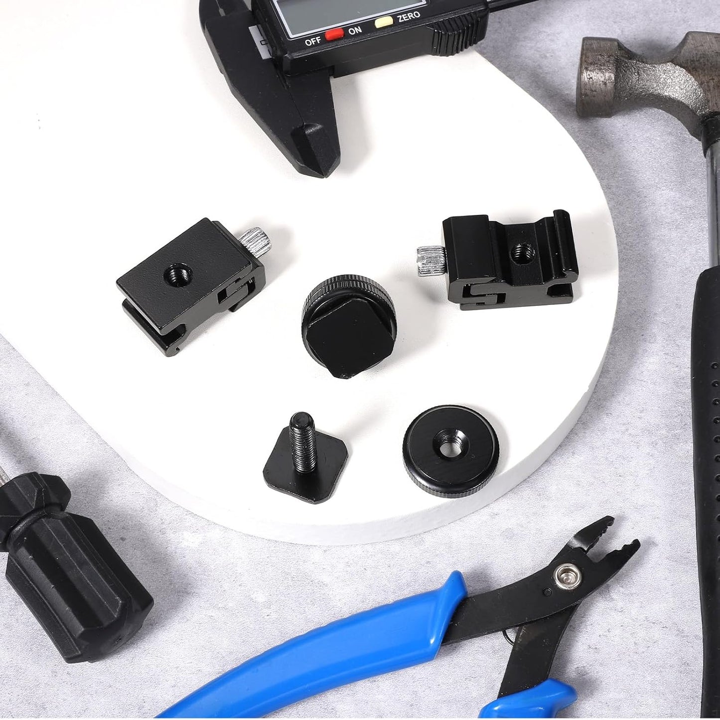 FdcZeyxior 6 Pack 1/4" 1/4" 20 Cold Shoe Mount Adapter and Hot Shoe Mount Adapter, Screw Thread Cold Shoe Flash Stand