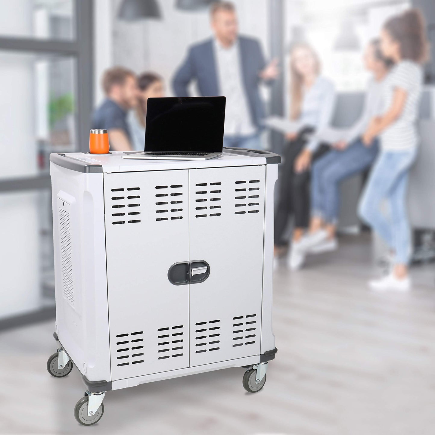 Pearington - MN142VS Premium Fully Assembled Heavy-Duty Smart Charge 42 Device Mobile Storage Cart w/3 External Outlets, 4 Point High Security, Up to 15.6" Screen Size, 3 Pull-Out Shelves