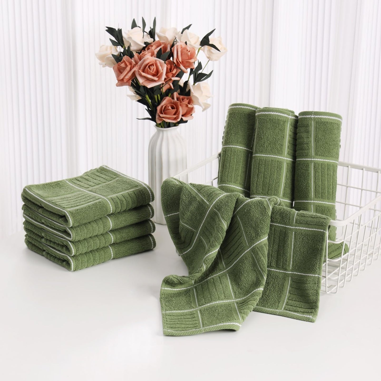 Glynniss Kitchen Towels and Dishcloths Set, Four Dish Towels 16x26 Inches, Four Absorbent Dish Cloths for Washing Dishes 12x12 Inches, Cleaning and Drying for Everyday Use Pack of 8 (Green)