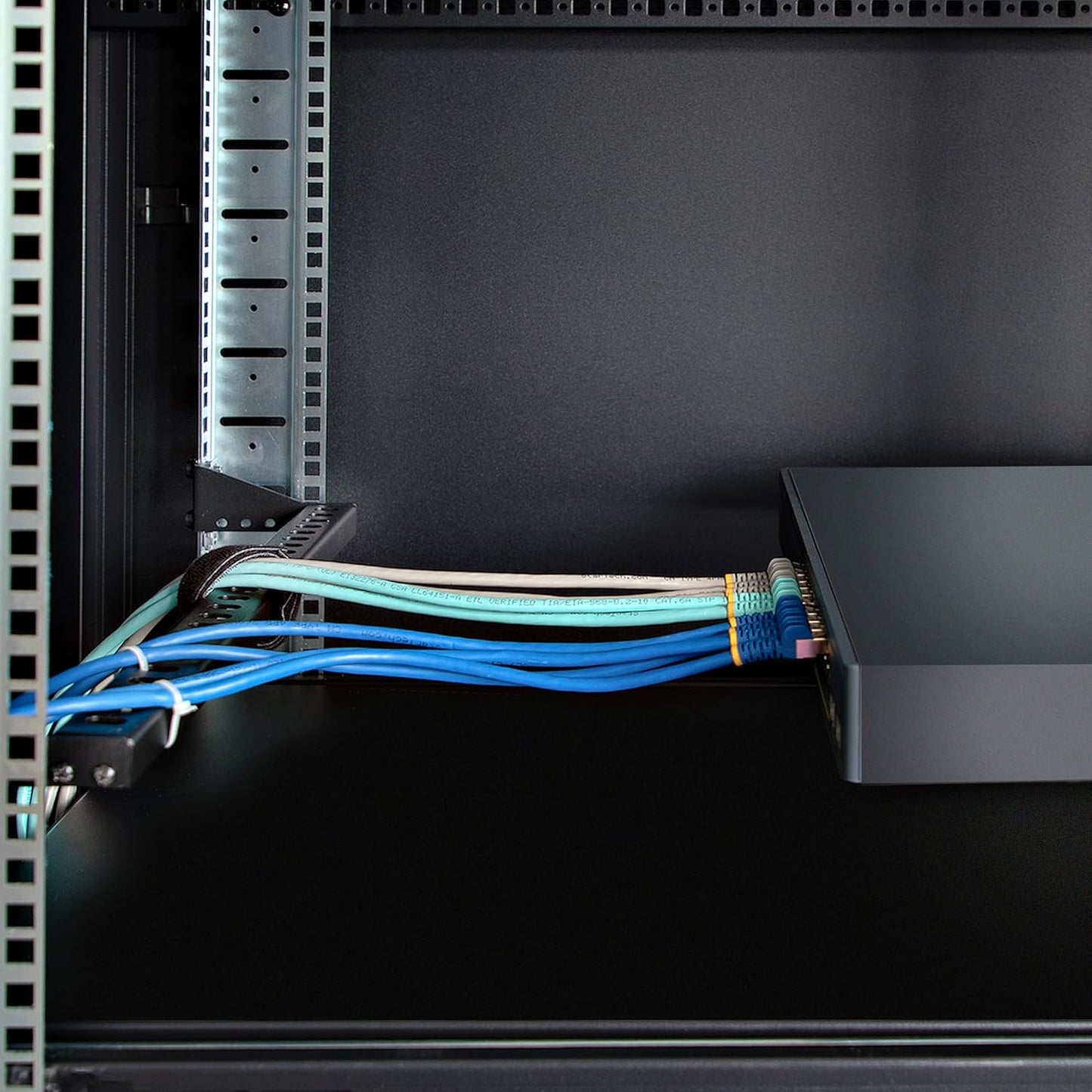 StarTech.com 1U 19" (12S-Cable-Lacing-BAR) Rack Mountable Cable Lacing Bar w/Adjustable Depth, Cable Support Guide