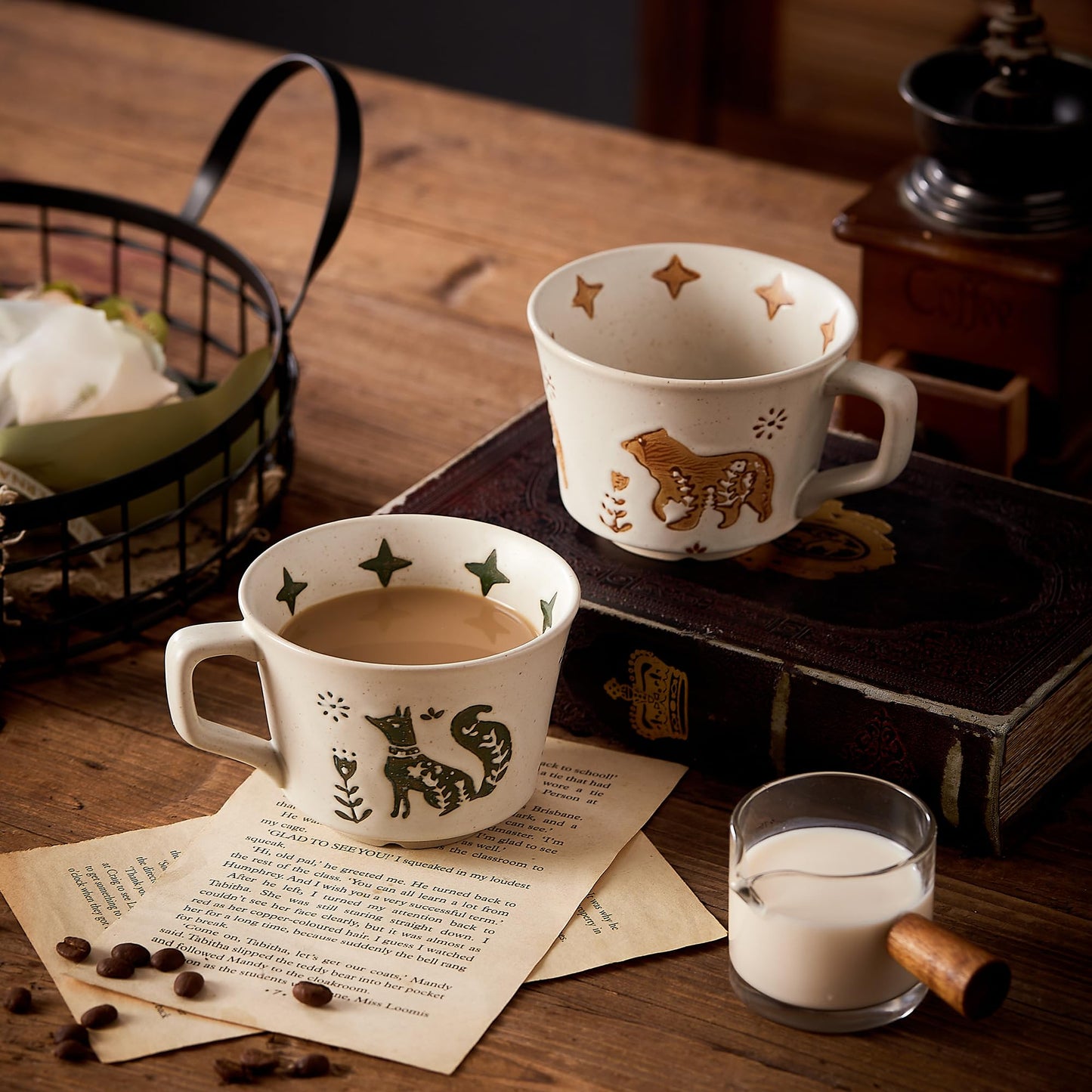 Swuut 12oz Vintage Ceramic Coffee Mug Set of 4 - Handmade Stoneware Pottery Countryside Farmhouse Fall Autumn Tea Mugs with Big Handle for Latte,Cocoa,Dishwasher & Microwave Safe Cups (Animals)