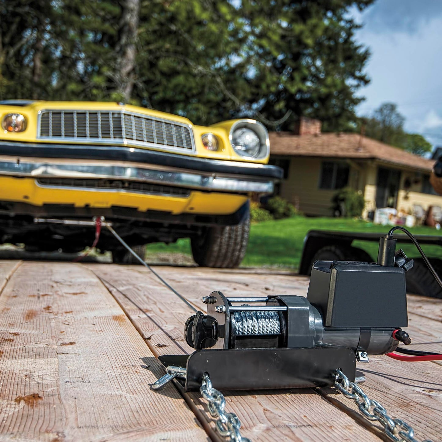 WARN 2000 DC 12V Electric Winch, 2000 lb Pulling Capacity | Steel Cable, Hook & Corded Remote | Portable, Compact Power for Trailers, ATVs, Workshops, and General Utility Lifting & Pulling